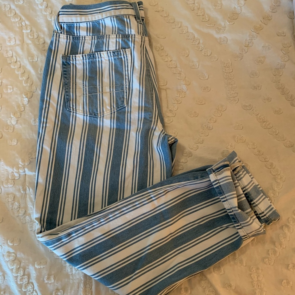 Striped American Eagle mom jeans!